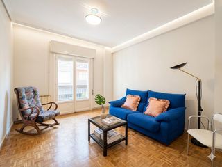 Etagenwohnung  Mugica. Piso en venta en centro, 3 dormitorios.