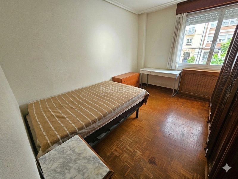 Foto c43c9c15-9f16-4ddb-8e7c-3d8be30cdc16. Pis amb calefacció a Residencia Logroño