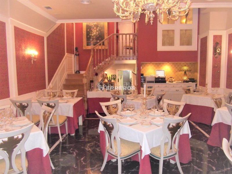Foto cc8b9f46-9408-4ac3-8555-0f96d17a8c74. Local comercial a Jesuitas Logroño