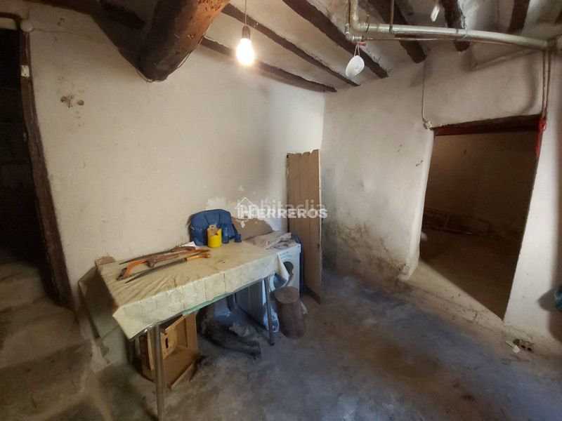 Foto 861fe535-6f31-4a48-b504-8f76ae1c92f4. Casa adossada amb calefacció a Moreda de Álava / Moreda Araba