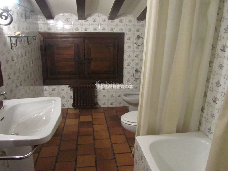 Foto 716f4ff5-d4d0-4b40-9c57-7638d88ff99a. Casa amb calefacció aparcament a Ortigosa de Cameros