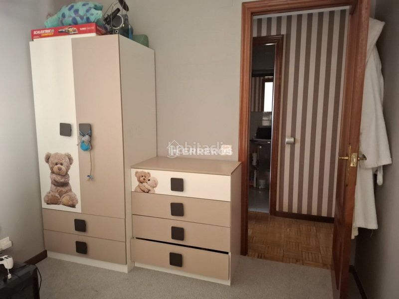 Foto 4983d28a-e3af-4414-bb5d-9d8c221942e7. Flat with heating in Oeste Logroño