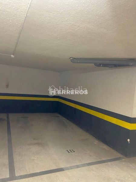 Foto aadd6162-dd86-4c06-8e3c-45e4e8e62b21. Pis amb calefacció aparcament a Albelda de Iregua