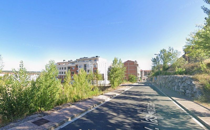 Foto e733e3ad-cb80-457c-9da9-a9493182478e. Pis amb calefacció aparcament a Albelda de Iregua