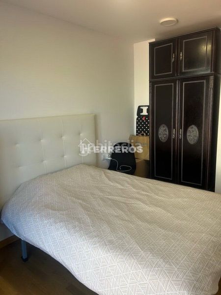 Foto efb758ee-0be4-45e8-93ca-3ccc25532d69. Pis amb calefacció aparcament a Albelda de Iregua