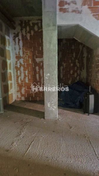Foto fd1156fc-c8c7-4d5a-a8b9-26665f4d714c. Local comercial a Los Lirios Logroño