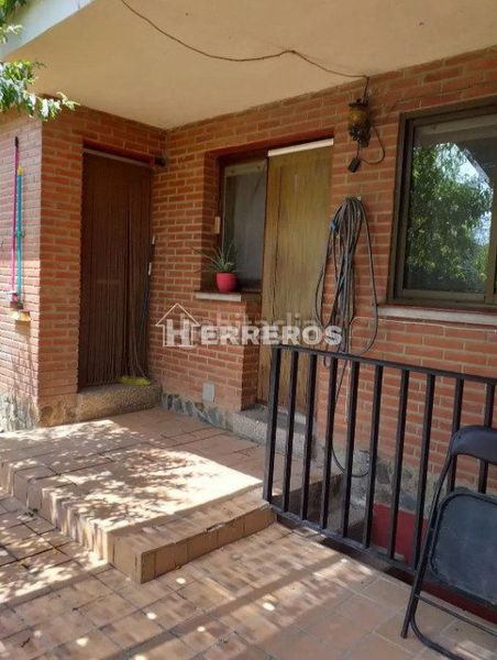 Foto 2766101c-dacf-4cf5-8b4d-eda655e06a2d. Casa adossada amb calefacció aparcament a Uruñuela