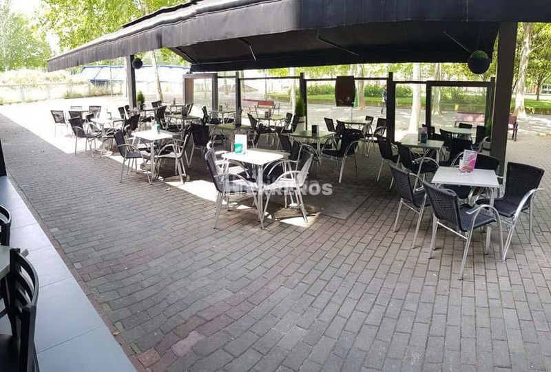 Foto 6544e455-b1d2-433d-8601-284518d362f3. Local comercial a Juzgados Logroño