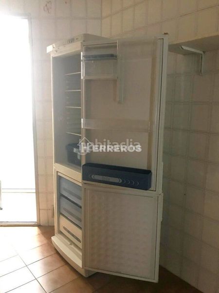 Foto 413e0059-02be-42b9-8880-e68ee3147757. Flat with heating in Juzgados Logroño