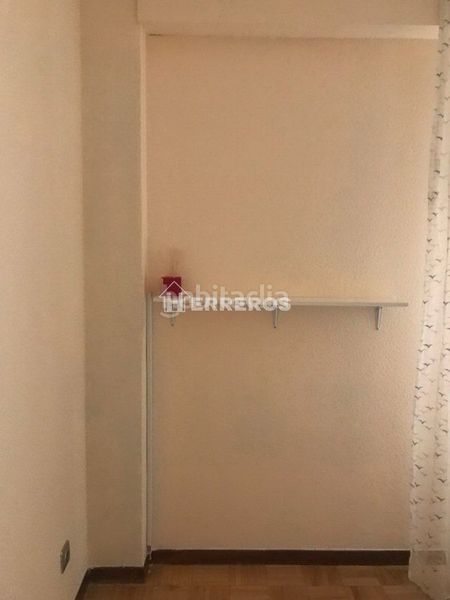 Foto 44862b2a-17d2-4e90-9ebb-8c6aa82e9e1b. Flat with heating in Juzgados Logroño