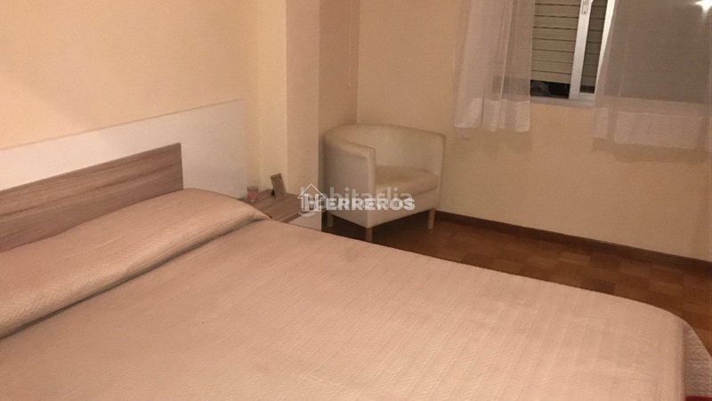 Foto 7bc0c9ba-57b3-451b-977d-991aad3f5b66. Flat with heating in Juzgados Logroño