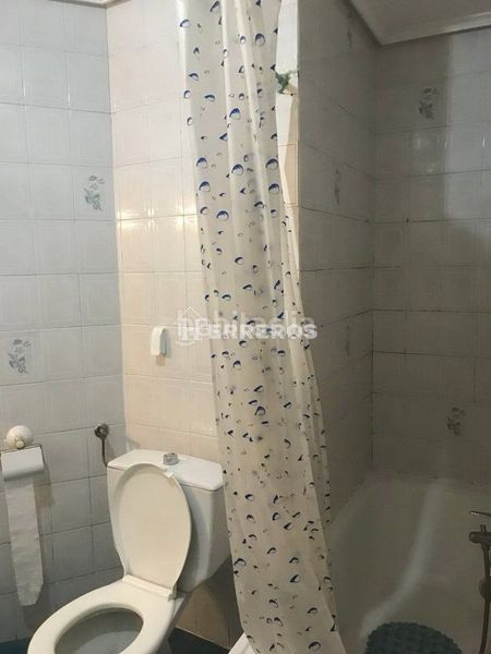 Foto d1110791-3755-4ca7-ad72-652f3cb41693. Flat with heating in Juzgados Logroño