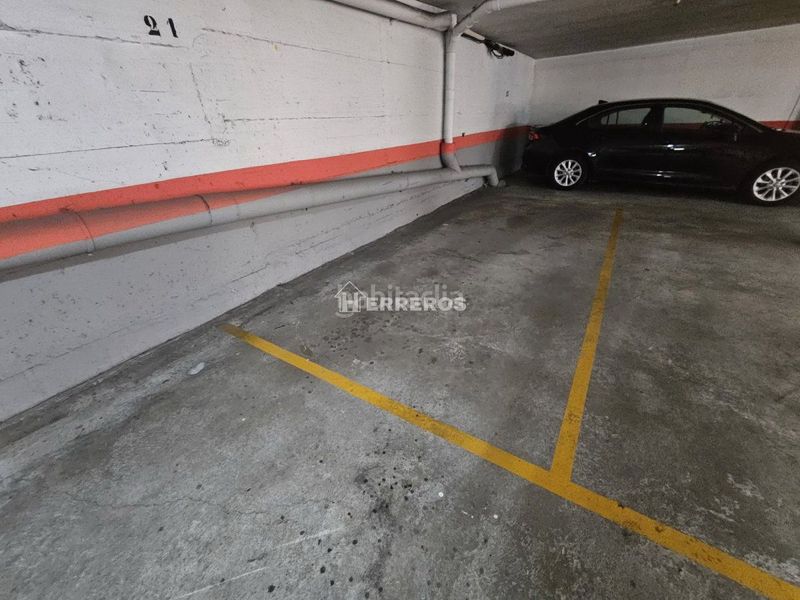 Foto d7790a19-1388-4c8e-b674-29d4292b0902. Planta baixa amb calefacció aparcament piscina a Logroño