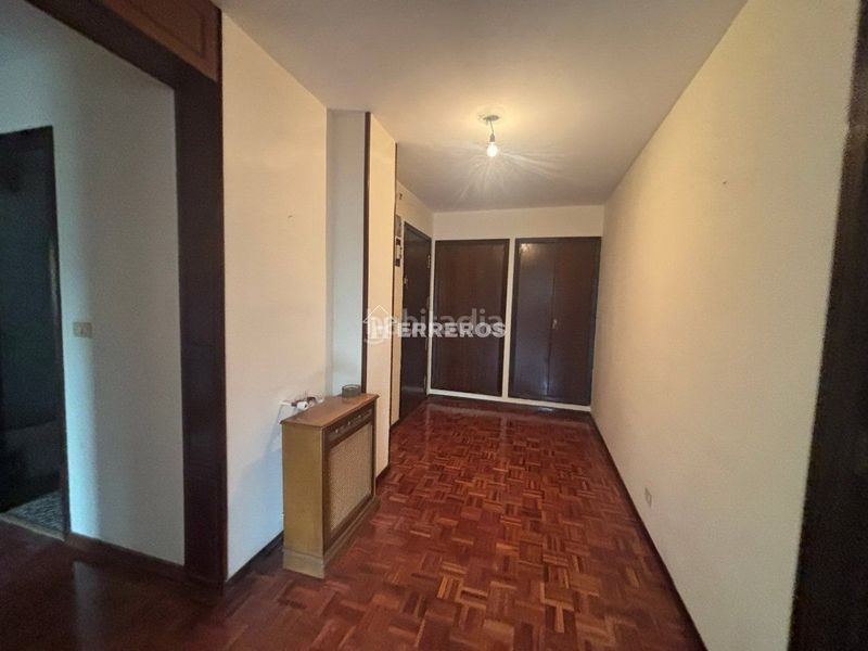 Foto e9b60bf7-8110-4f9e-b0dd-47dbc8d8847d. Piso  en venta en solidaridad, 4 dormitorios. en Logroño