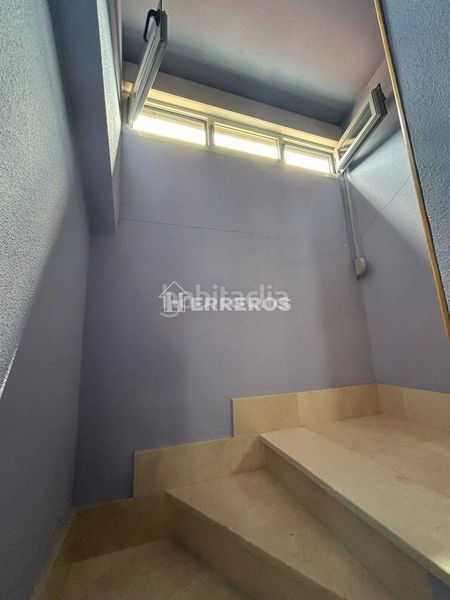 Foto ad2c4ae8-2df6-4da6-9814-942d913ae884. Casa adossada amb calefacció aparcament piscina a Logroño