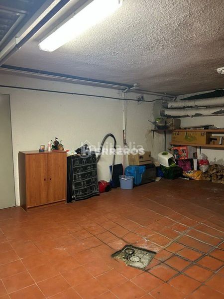 Foto aef0a669-380f-45c7-9ce0-509b2eb13ad5. Casa adossada amb calefacció aparcament piscina a Logroño