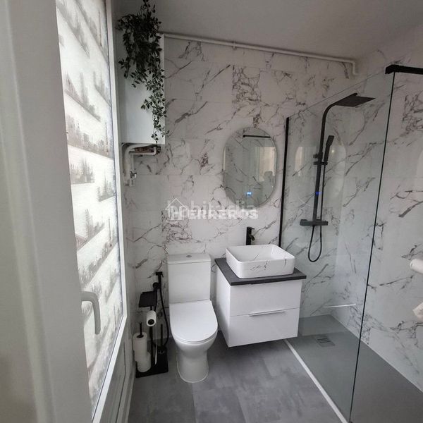 Foto 7fa46d1f-00b9-4ca7-a00c-ef276cd87e6f. Apartament amb calefacció a Casco Antiguo Logroño