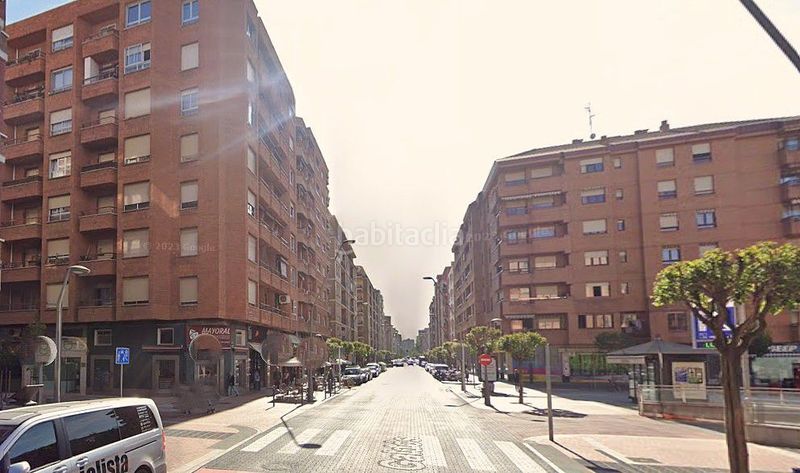 Foto d8c5ac54-539b-4ca8-8a53-2b4bf5e5e3b8. Pis amb calefacció a Gran Via Logroño