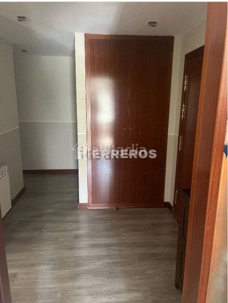Foto aed8e587-926e-43fb-9e18-d76315a4014c. Pis amb calefacció aparcament a Ribafrecha