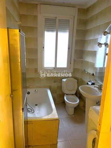 Foto b0e1b2d2-0b7a-4554-b3c8-7ccc8b115d09. Pis amb calefacció a San Millán - Ayuntamiento Logroño