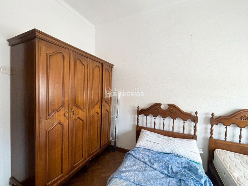 Foto c17b6b07-6e6d-43a1-86a0-3f221f5007e8. Pis amb calefacció a Jesuitas Logroño