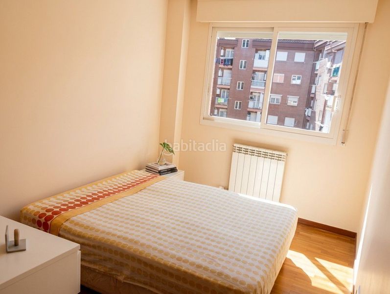 Foto 7d965e72-f53c-439d-a366-09b4c5a2f632. Apartament amb calefacció a Lardero