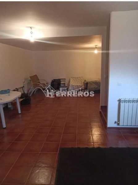 Foto 32a5bbf0-8e3b-4335-898a-1709cf7b6bad. Casa adossada amb calefacció aparcament a Alesanco