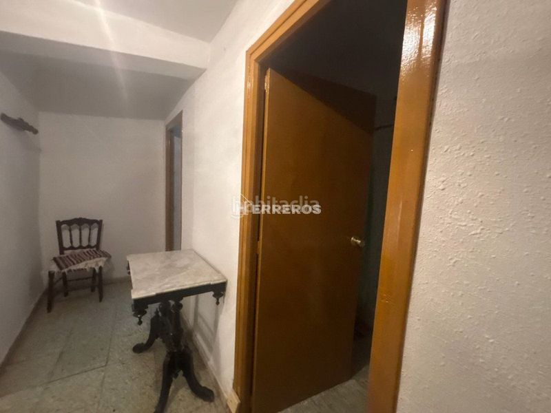 Foto 0325d14f-50e8-4d95-b099-4019f74f694f. Casa adossada amb calefacció a Alesanco