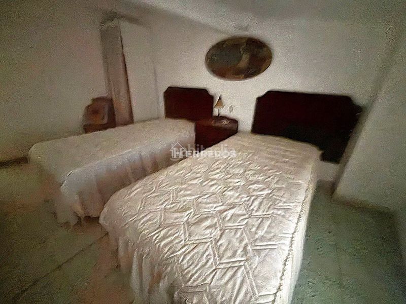Foto 0e442f1b-4dbc-4789-a363-27342440ad03. Casa adossada amb calefacció a Alesanco