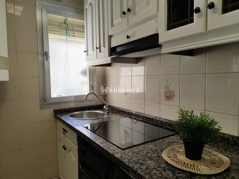 Foto 4a10050d-6301-4290-980f-0dbc4f5ab7af. Apartament amb calefacció a Jesuitas Logroño