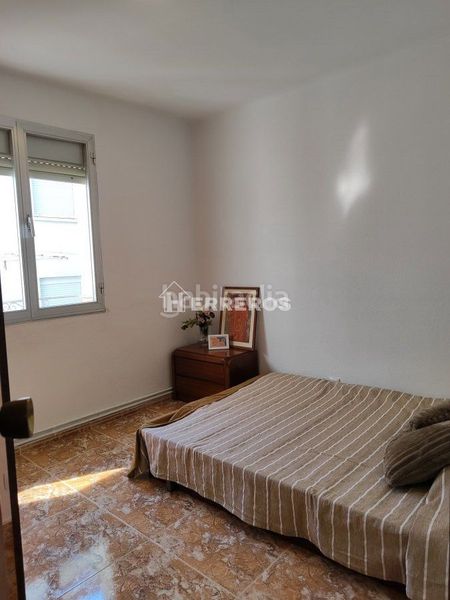 Foto a5ce8b44-922f-4b40-ada0-56ad7884a943. Apartament amb calefacció a Jesuitas Logroño