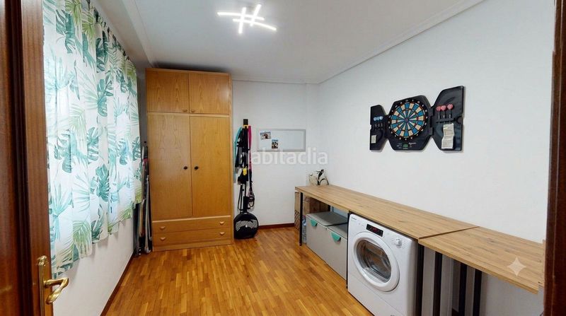 Foto c0d1cd15-b9c9-4a88-a3c9-c16a92b58342. Pis amb calefacció aparcament a Oeste Logroño