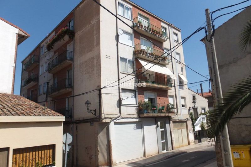 Foto 1f3b5d1e-dbf6-4012-8ea8-355593550745. Local comercial a Lardero