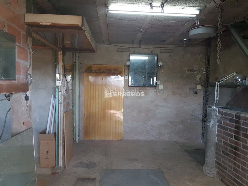 Foto 0eadbb5c-bcdf-42aa-b3c1-be6bfc784b7e. Local comercial a Lardero