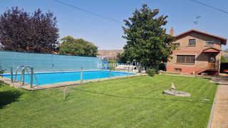 Xalet  Diseminados albelda. Chalet en venta en la tapiada, 3 dormitorios.