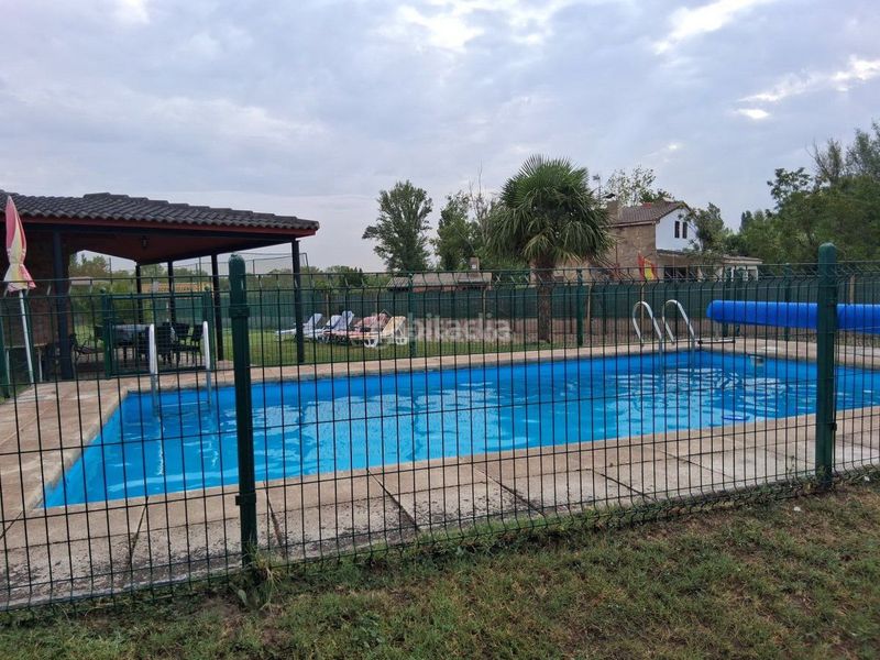 Foto 45884c9f-3523-4a47-b53f-6217e7eab622. Casa amb calefacció aparcament piscina a Ribafrecha