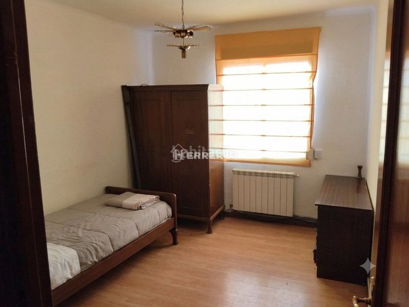 Foto d7a4232d-9330-4caa-ad44-1494c40007a0. Apartament amb calefacció a Navarrete