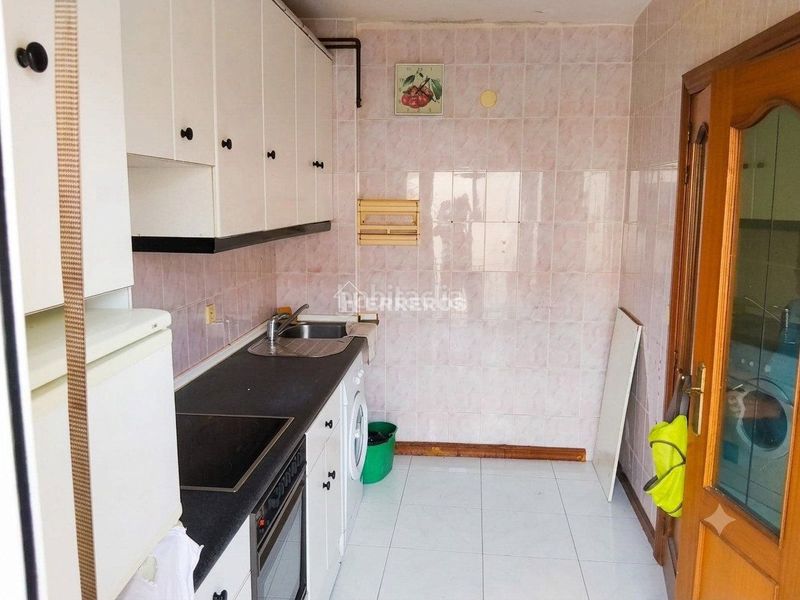 Foto e293be77-fa65-4860-b809-30d318122dda. Apartament amb calefacció a Navarrete