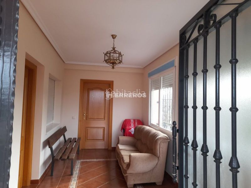 Foto 05415ca6-a83e-433c-b4a7-793e9b513d94. Casa amb calefacció aparcament a Lardero