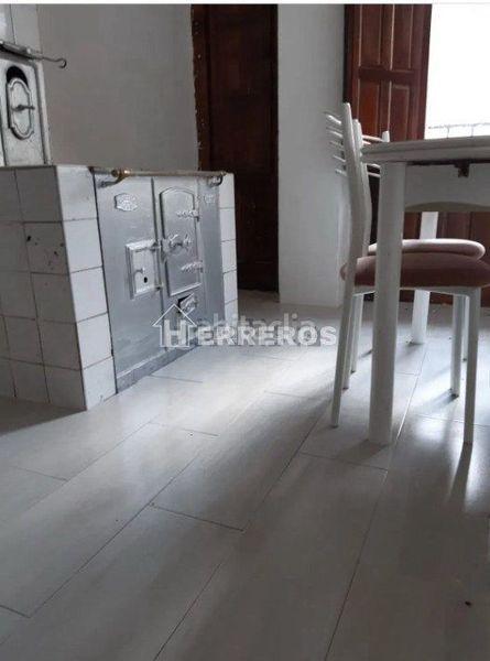 Foto 57be3250-577a-49b2-9c26-a44ed31e1949. Casa amb calefacció a Villanueva de Cameros
