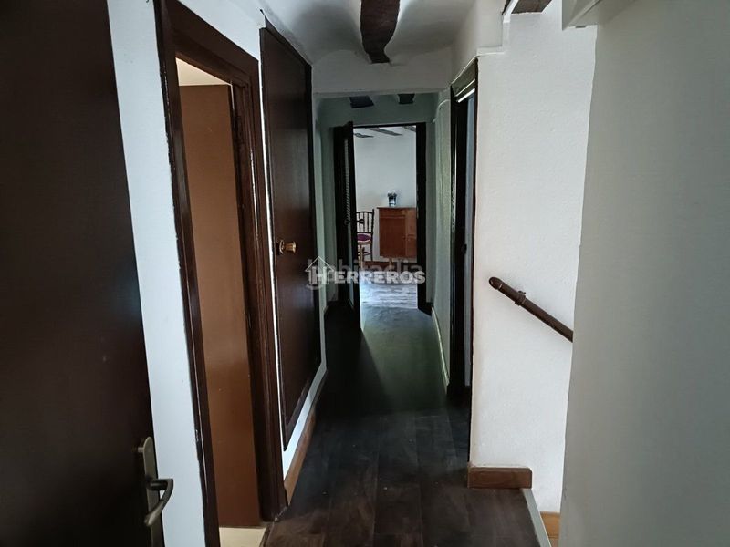 Foto a90848e2-9e81-4c95-91c7-f7270f23d808. Casa amb calefacció a Villanueva de Cameros