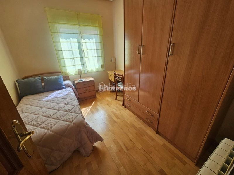 Foto 19583ccf-8f71-413d-b35e-501d46de9edb. Flat with heating in San Millán - Ayuntamiento Logroño