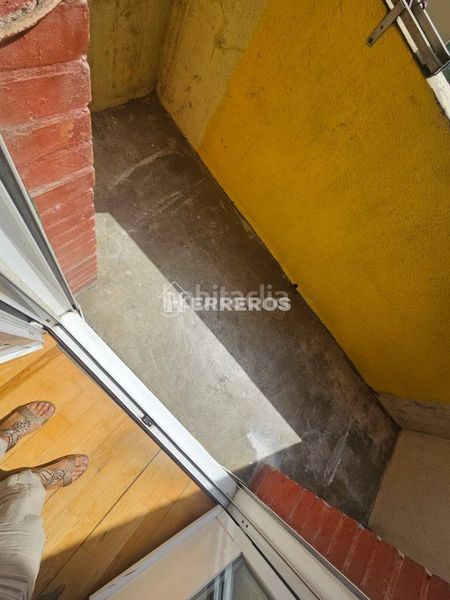 Foto a4eb902b-92e8-49a2-b071-93e5b6b98cc7. Flat with heating in San Millán - Ayuntamiento Logroño