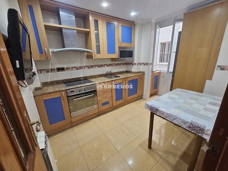 Foto a72082c9-15f8-43d1-9291-3db309e01bb1. Flat with heating in San Millán - Ayuntamiento Logroño