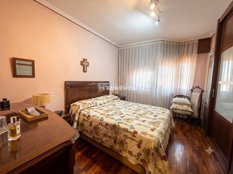 Foto 3e5e414a-2e87-4dd8-90e2-7ebdc329a0b0. Flat with heating parking in Gran Via Logroño