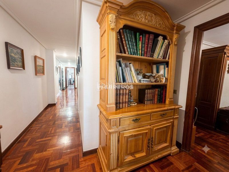 Foto bae8a977-1717-4e82-90d1-663339be324a. Flat with heating parking in Gran Via Logroño