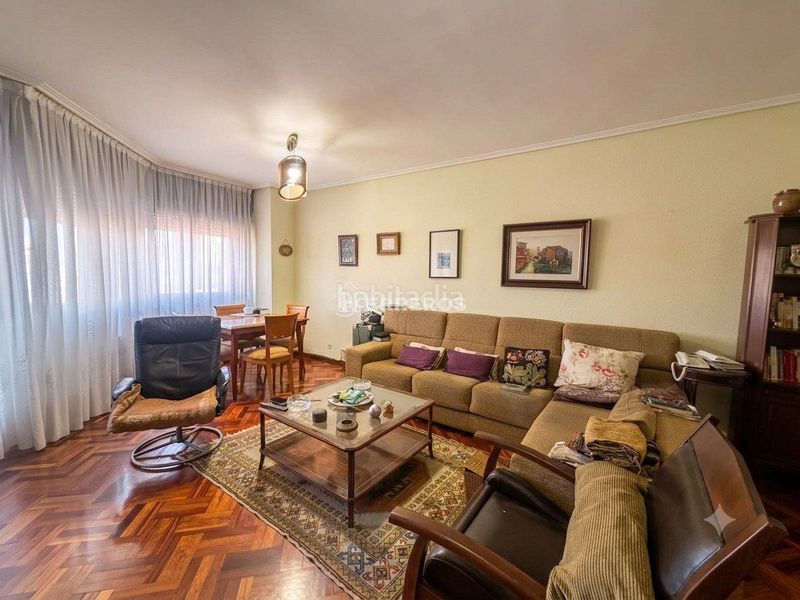 Foto e24b8cb9-a5c2-4b4f-aaf4-e94a515de893. Flat with heating parking in Gran Via Logroño