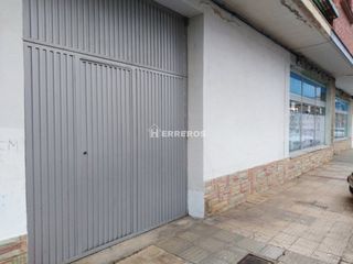 Geschäftsraum  Avda. de navarra. Local com. en venta en oyon  oion, 1 despacho.