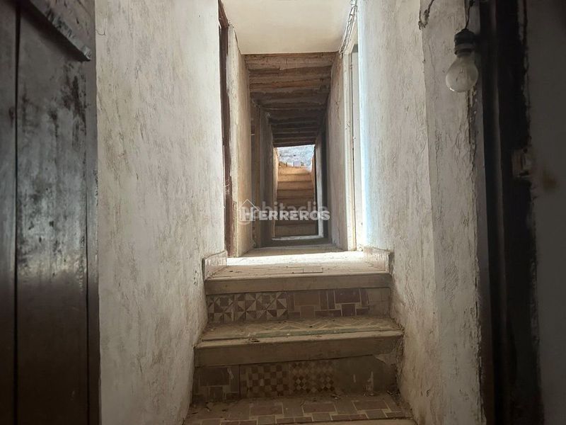 Foto f568adb0-0ce7-4360-ab88-0d94f76b6fc3. Casa a Hervías