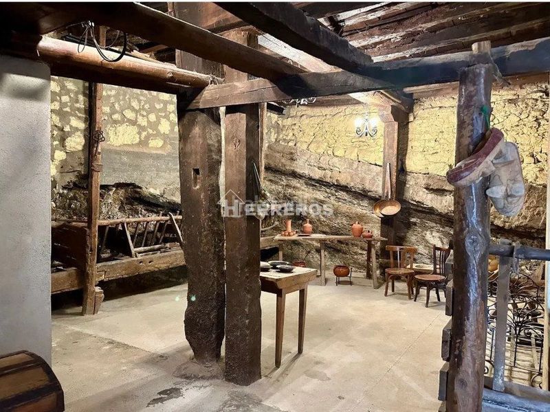 Foto f6febb0a-07ae-4f18-920c-da3d463cc5b5. Casa amb calefacció a Villoslada de Cameros